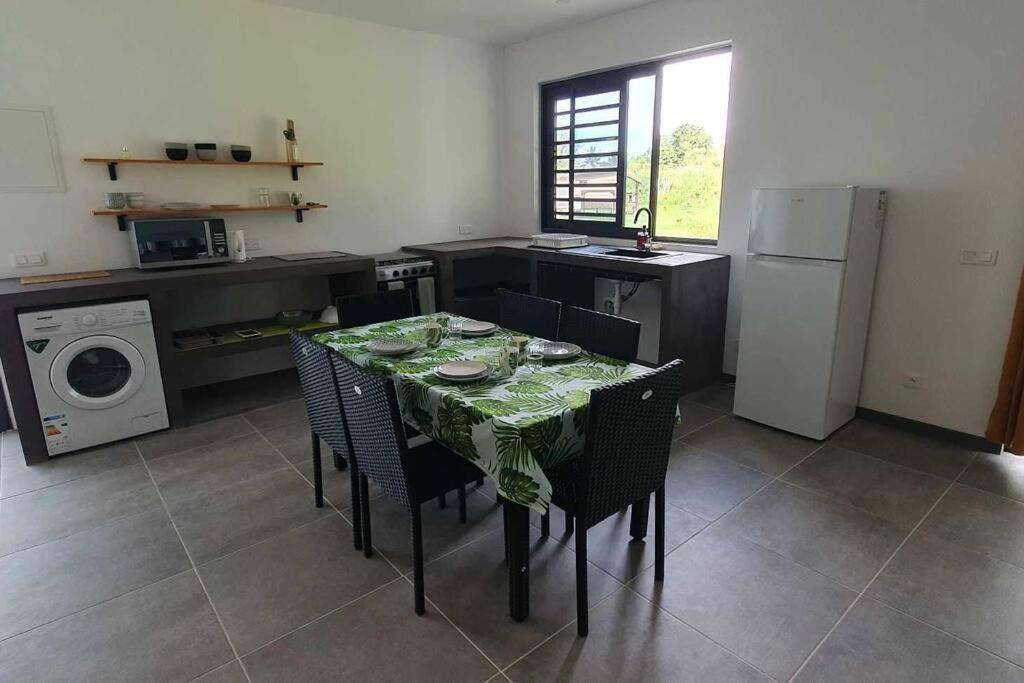 Le Fare Ape Tarua Villa Taputapuapea Exterior foto